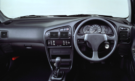 MITSUBISHI LANCER