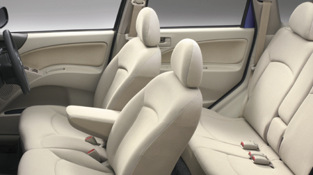 MITSUBISHI COLT PLUS