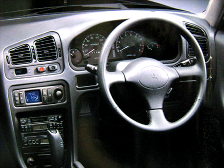 MITSUBISHI GALANT