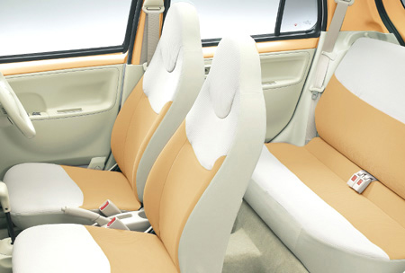 DAIHATSU ESSE
