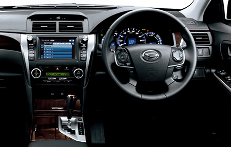 DAIHATSU ALTIS