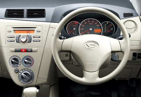 DAIHATSU MIRA