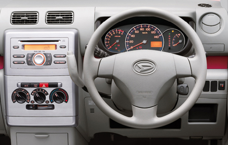 DAIHATSU MOVE CONTE