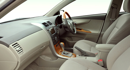 MITSUOKA NOUERA 602 SEDAN