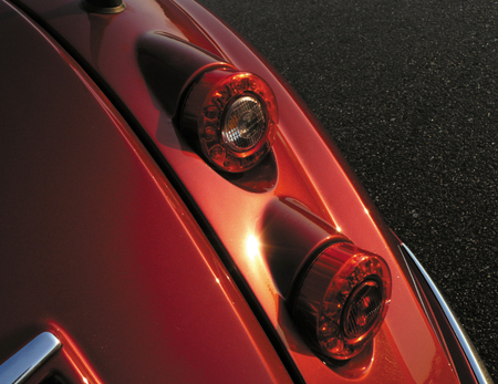 MITSUOKA HIMIKO