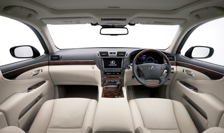 LEXUS LS