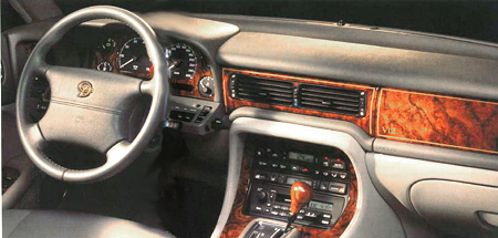 DAIMLER DOUBLE SIX