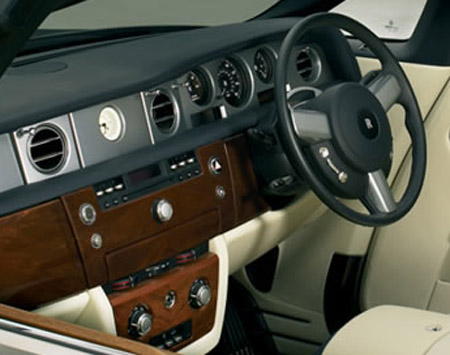 ROLLSROYCE PHANTOM DROPHEAD COUPE