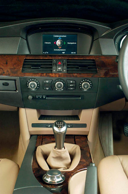 BMW 5 SERIES