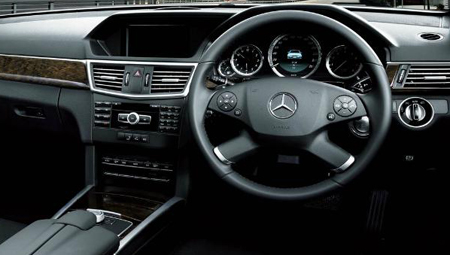 MERCEDES BENZ E CLASS