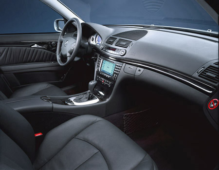 MERCEDES BENZ E CLASS