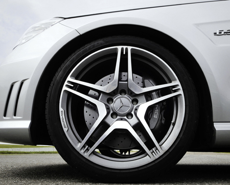 MERCEDES BENZ E CLASS