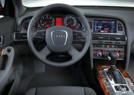 AUDI A6 AVANT
