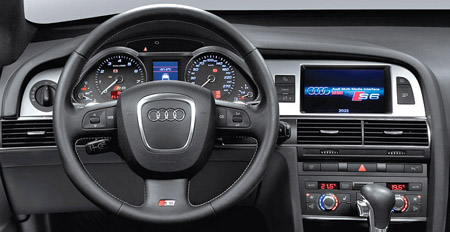 AUDI S6 AVANT