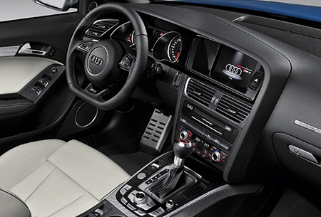 AUDI RS5 CABRIOLET