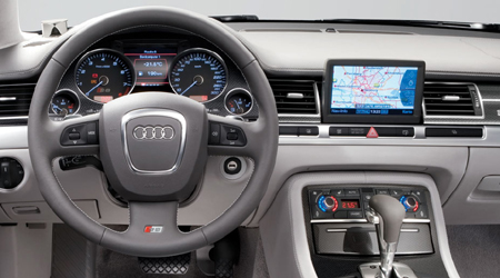 AUDI S8