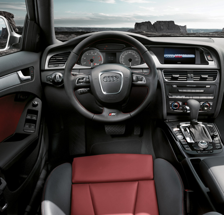 AUDI S4
