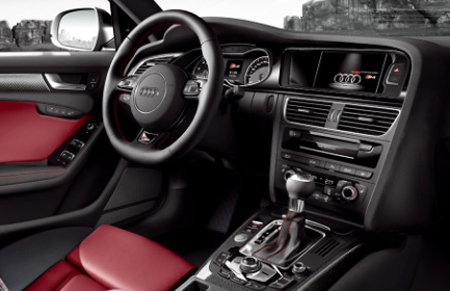 AUDI S4