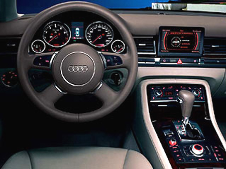 AUDI A8