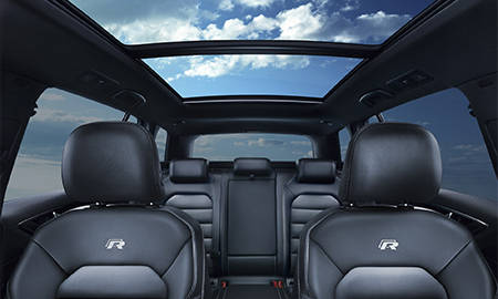 VOLKSWAGEN GOLF R VARIANT