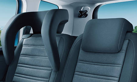 VOLKSWAGEN GOLF TOURAN