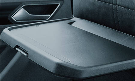 VOLKSWAGEN GOLF TOURAN