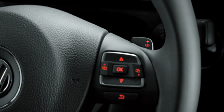 VOLKSWAGEN GOLF TOURAN