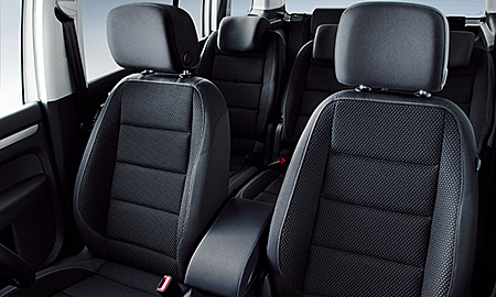 VOLKSWAGEN GOLF TOURAN