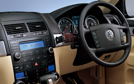 VOLKSWAGEN TOUAREG