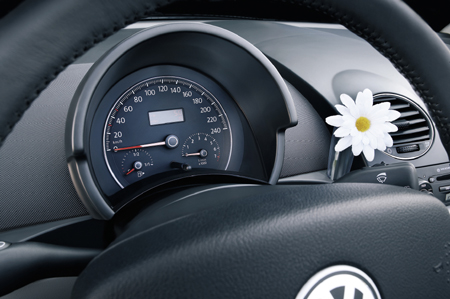 VOLKSWAGEN NEW BEETLE CABRIOLET