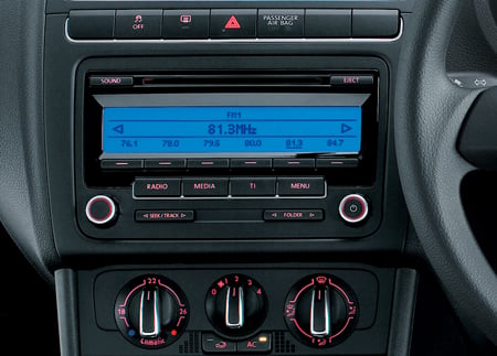 VOLKSWAGEN POLO