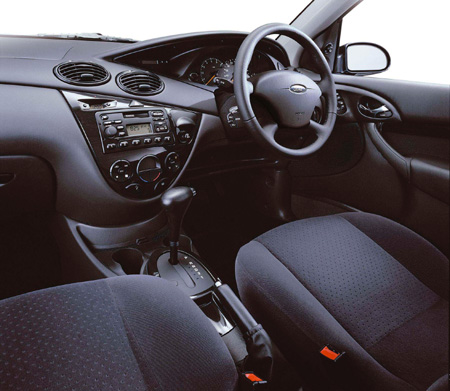 EUROPE FORD FOCUS