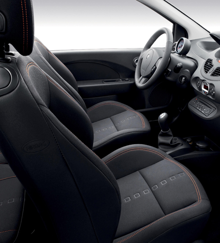 RENAULT TWINGO
