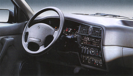 RENAULT 19