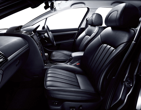 PEUGEOT 407