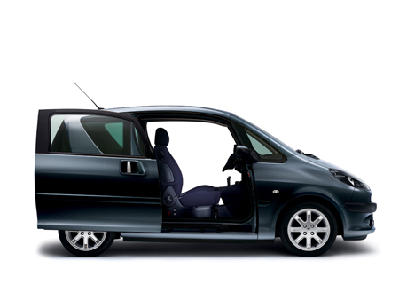 PEUGEOT 1007