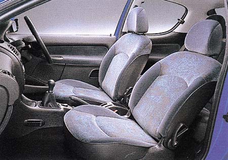 PEUGEOT 206