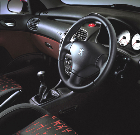 PEUGEOT 206