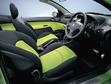 PEUGEOT 206
