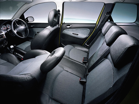PEUGEOT 206