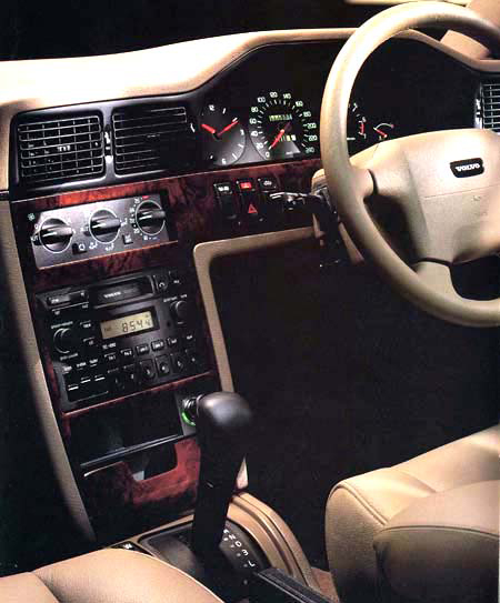 VOLVO 960 ESTATE