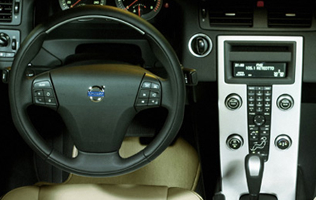VOLVO C70