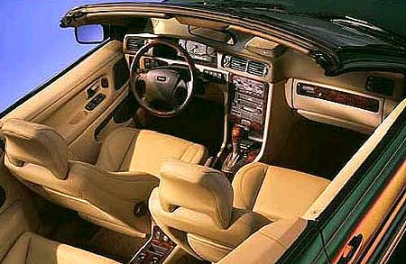 VOLVO C70