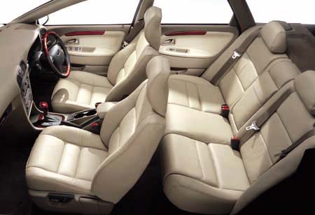 VOLVO S40