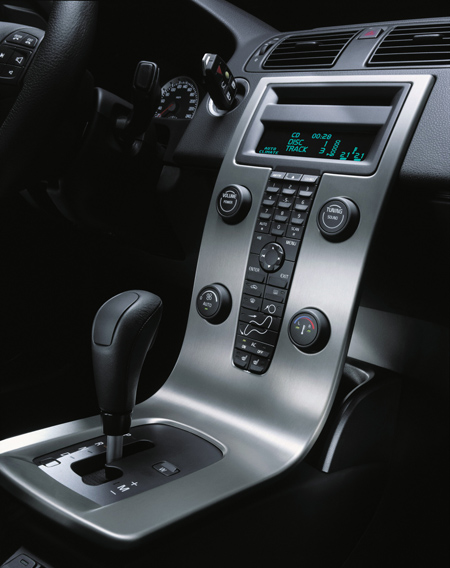 VOLVO S40