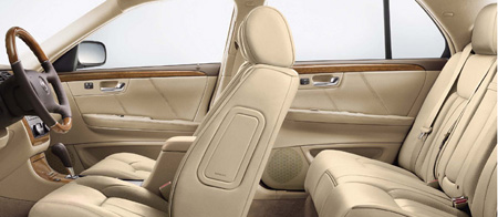 CADILLAC DTS