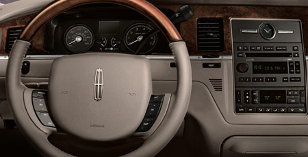 LINCOLN TOWNCAR