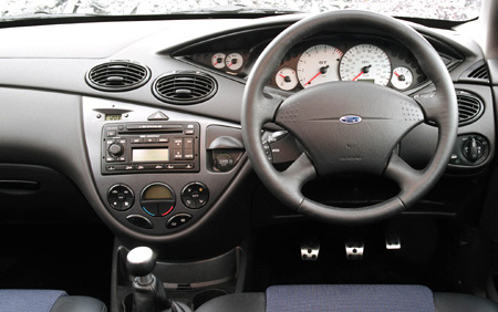 EUROPE FORD FOCUS