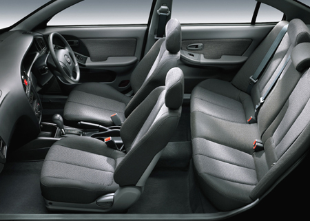 HYUNDAI XG300L