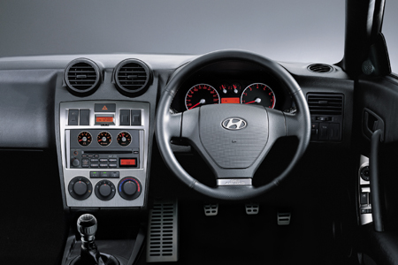 HYUNDAI COUPE